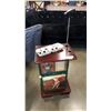 Image 5 : GOLF CABINET WITH BALL RETURN, PUTTER ETC