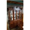 Image 2 : MAHOGANY 3 PIECE CABINET ILLUMINATED
