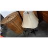 Image 1 : WICKER LAUNDRY BASKET AND TABLE LAMP