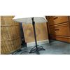 Image 3 : WICKER LAUNDRY BASKET AND TABLE LAMP