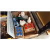 Image 2 : TWO TRAYS OF COLLECTIBLES