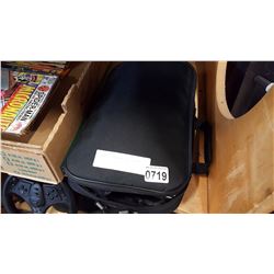 POLAROID PORTABLE DVD PLAYER
