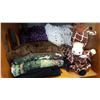 Image 1 : LOT OF BED THROW PILLOWS AND BLANKETS, AND GIRAFFES