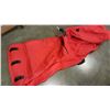 Image 1 : HEAVY DUTY RED CANVAS BAG ON WHEELS