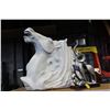 Image 1 : PORCELAIN HORSE HEAD AND DESIGNER ELEPHANT