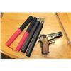 Image 1 : 2 NUMCHUCKS AND BB GUN
