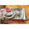 Image 1 : STAINED GLASS TURTLE LAMP LICENSE PLATES AND COINS