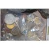 Image 2 : STAINED GLASS TURTLE LAMP LICENSE PLATES AND COINS
