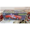 Image 4 : 3 METAL CARS