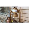 Image 2 : COPPER KETTLE AND OIL LAMP