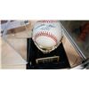 Image 2 : PETE ROSE SIGNED BASEBALL WITH CASE