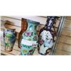Image 2 : 4 EASTERN VASES