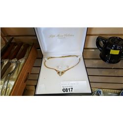 NECKLACE AND EARRING SET