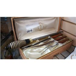 CARVING SET IN CASE
