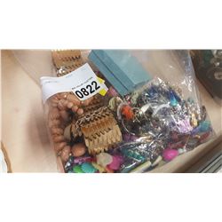 BOX OF JEWELLRY