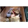 Image 2 : BOX OF SALT AND PEPPERS, AND COLLECTABLE CHINA