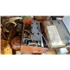 Image 4 : VINTAGE RADIO, AND BONE AND WOOD BOXES