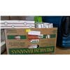 Image 1 : BOX OF GIFT SETS