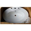 Image 2 : PORCELAIN SINK