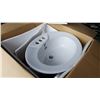 Image 2 : PORCELAIN SINK