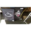 Image 2 : WINE RACK METAL BIKE ART AND 3 CANVAS PRINTS