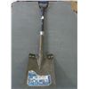 Image 1 : New Garden Shovel