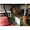 Image 2 : 5 PIECES OF ASSORTED FURNITURE