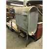Image 2 : THE LETHARGIE LEECH LIVE BAIT CABINET & ROLLING METAL CABINET