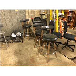 4 LEATHER & WOOD BAR STOOLS