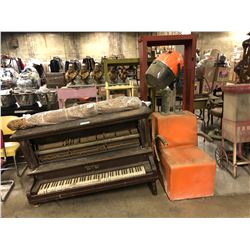 LEANING PROP PIANO, PROP SALON CHAIR & RUG