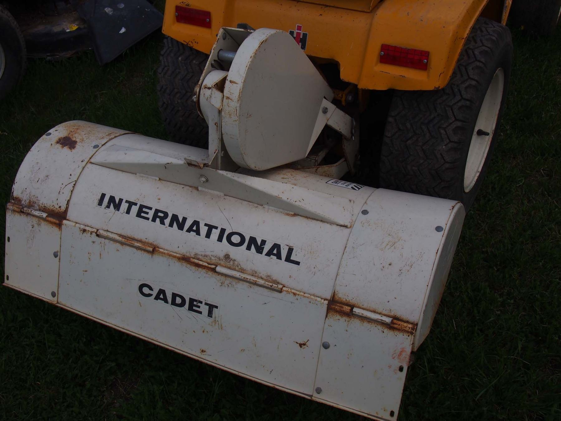 International Cub Cadet 106 Lawn Tractor And Cultivator