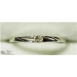 15) 18KT GOLD DIAMOND RING