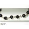 Image 3 : 20) STERLING SILVER ONYX ANTIQUE DESIGN BRACELET