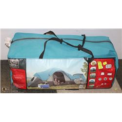 VENTURE 6 PERSON TENT SUNROOM AND 2 CAMP CHAIRS