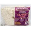 Image 1 : 1LB BAG OF 100% ACRYLIC YARN LIGHT CREAM