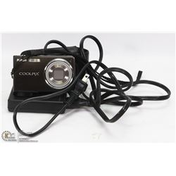 NIKON COOLPIX 5XOPTICAL ZOOM 10MP DIGITAL CAMERA