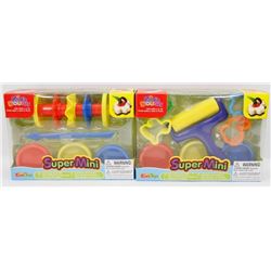 LOT OF 2 DIFFERENT KIDS DOUGH SUPER MINI SETS