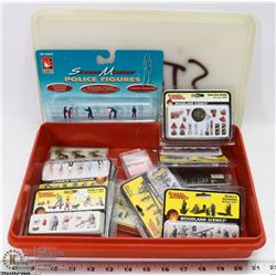 COLLECTION OF SCENIC DIORAMA PIECES INCL SCENIC