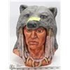 Image 1 : NATIVE WITH BEAR HEAD DRESS