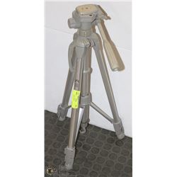 CASE LOGIC TRIPOD