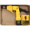Image 1 : DEWALT 9.6V DRILL WITH BATTERY AND CHARGER