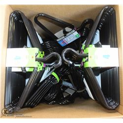 BOX OF STORE CLOSURE MERCHANDISE, INCLUDING: