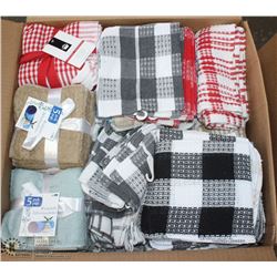 BOX OF STORE CLOSURE MERCHANDISE, INCLUDING: