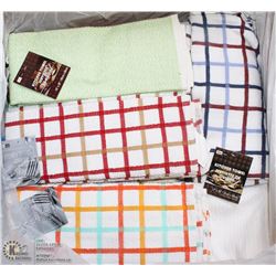 BOX OF STORE CLOSURE MERCHANDISE, INCLUDING: