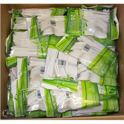 BOX OF STORE CLOSURE MERCHANDISE, INCLUDING: