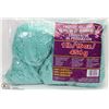 Image 1 : 1LB BAG OF 100% ACRYLIC YARN GREEN