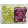 Image 1 : 1LB BAG OF 100% ACRYLIC YARN GREEN