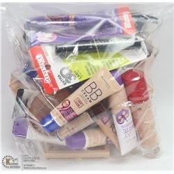 LARGE BAG OF DRUG STORE CLOSURE MAKE UP