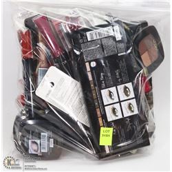 LARGE BAG OF DRUG STORE CLOSURE MAKE UP