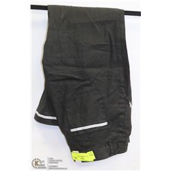 NEW SIZE 14 LADIES PANTS